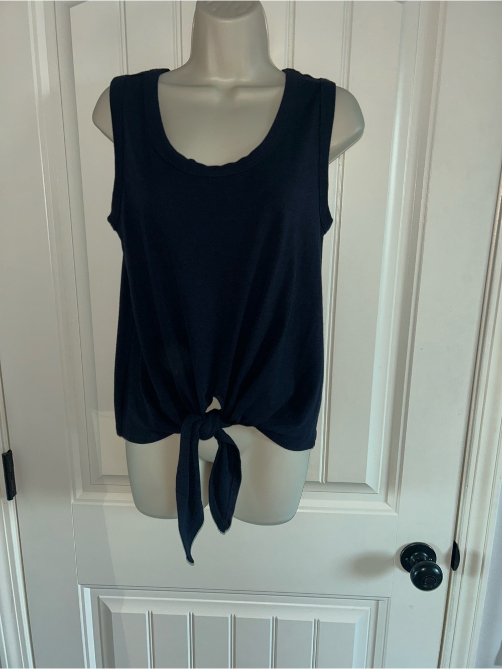 NEW Karen Kane Navy Sleeveless Tie-Front Tank Sz S